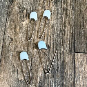 4 vintage Cloth Diaper Pins with blue top